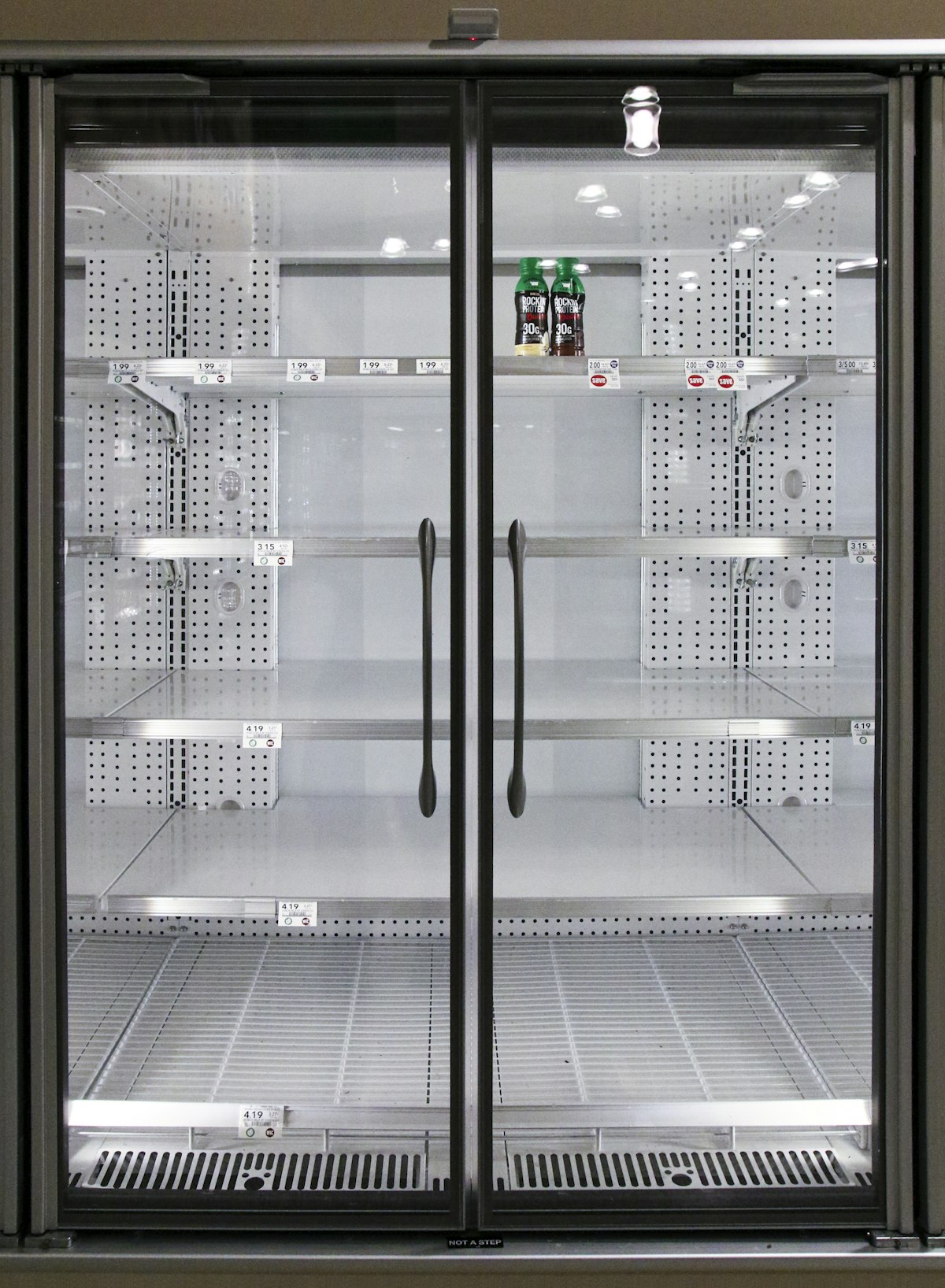 Organized fridge storage